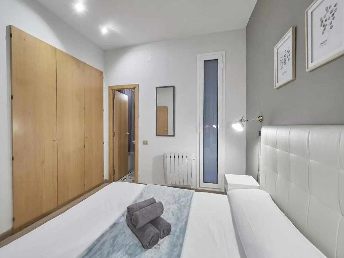 Gran Via Terrace Barcelona Apartment